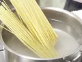 Spaghetti mit Calamaretti Zubereitung Schritt 5 Spaghetti mit Calamaretti Zubereitung Schritt 5