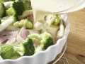 Spargel-Brokkoli-Tarte mit roten Zwiebeln Zubereitung Schritt 11 Spargel-Brokkoli-Tarte mit roten Zwiebeln Zubereitung Schritt 11