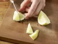 Spinatsalat mit Sesam Zubereitung Schritt 7 Spinatsalat mit Sesam Zubereitung Schritt 7