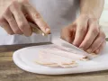 Spitzkohl-Flammkuchen Zubereitung Schritt 4 Spitzkohl-Flammkuchen Zubereitung Schritt 4