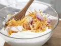 Süßkartoffelpuffer auf Löwenzahn Zubereitung Schritt 3 Süßkartoffelpuffer auf Löwenzahn Zubereitung Schritt 3