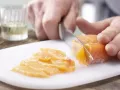 Tagliatelle und marinierter Lachs Zubereitung Schritt 6 Tagliatelle und marinierter Lachs Zubereitung Schritt 6