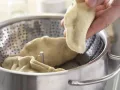 Teigtaschen mit Putenbrust und Paprika Zubereitung Schritt 10 Teigtaschen mit Putenbrust und Paprika Zubereitung Schritt 10