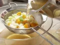 Tellersülze mit Kassler Zubereitung Schritt 5 Tellersülze mit Kassler Zubereitung Schritt 5