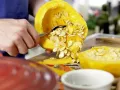 Thai-Kürbistopf Zubereitung Schritt 1 Thai-Kürbistopf Zubereitung Schritt 1