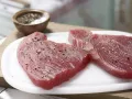 Thunfisch in Schwarzkümmel-Hülle Zubereitung Schritt 7 Thunfisch in Schwarzkümmel-Hülle Zubereitung Schritt 7