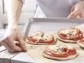 Tomaten-Sardellen-Pizza Zubereitung Schritt 11 Tomaten-Sardellen-Pizza Zubereitung Schritt 11