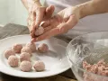 Tomatensuppe mit Hackbällchen Zubereitung Schritt 4 Tomatensuppe mit Hackbällchen Zubereitung Schritt 4