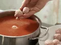 Tomatensuppe mit Hackbällchen Zubereitung Schritt 5 Tomatensuppe mit Hackbällchen Zubereitung Schritt 5