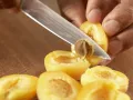 Überbackene Aprikosen Zubereitung Schritt 2 Überbackene Aprikosen Zubereitung Schritt 2