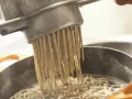 Überbackene Käsespätzle – smarter Zubereitung Schritt 8 Überbackene Käsespätzle – smarter Zubereitung Schritt 8