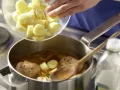 Ungarisches Hähnchenragout Zubereitung Schritt 14 Ungarisches Hähnchenragout Zubereitung Schritt 14