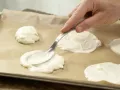 Waffeltüten mit süßer Grütze Zubereitung Schritt 5 Waffeltüten mit süßer Grütze Zubereitung Schritt 5