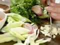Wolfsbarschfilets mit Keta-Kaviar Zubereitung Schritt 3 Wolfsbarschfilets mit Keta-Kaviar Zubereitung Schritt 3