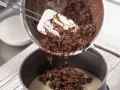Zwetschgen-Knuspertorte Zubereitung Schritt 3 Zwetschgen-Knuspertorte Zubereitung Schritt 3