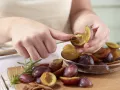 Zwetschgen-Knuspertorte Zubereitung Schritt 5 Zwetschgen-Knuspertorte Zubereitung Schritt 5