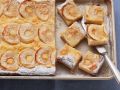 Apfel-Blechkuchen mit Hefeteig Rezept