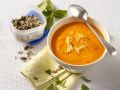 Apfel-Paprika-Suppe mit gerösteten Kernen Rezept