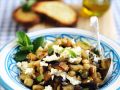 Auberginen gebraten mit Minze und Feta Rezept