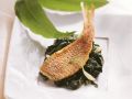 Bärlauchspinat und gebratener Fisch Rezept