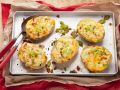 Baked Potatoes mit Käse, Speck und Mais Rezept