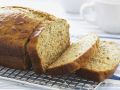 Bananenbrot mit Haselnüssen Rezept