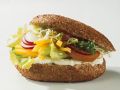 Belegte Brötchen mit Salat Rezept