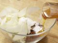 Birnenstrudel mit Haselnüssen Zubereitung Schritt 2 Birnenstrudel mit Haselnüssen Zubereitung Schritt 2