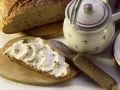 Brot mit Gänseschmalz Rezept