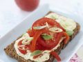 Brot mit Hummus & Tomaten Rezept