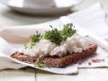Brot mit Quarkaufstrich Rezept