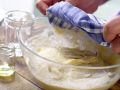 Buttermilch-Hefekranz Zubereitung Schritt 5 Buttermilch-Hefekranz Zubereitung Schritt 5