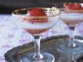 Champagner mit Beerensorbet Rezept