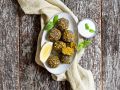 Chia-Falafel mit Pistazien und Minzjoghurt Rezept