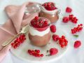 Chia-Schokoladenmousse mit Himbeerspiegel Rezept
