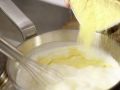 Cremiger Maisbrei (Polenta) Zubereitung Schritt 2 Cremiger Maisbrei (Polenta) Zubereitung Schritt 2