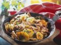 Deftige Kartoffel-Fleisch-Pfanne mit Zwiebeln (Tiroler Gröstl) Rezept