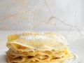 Dünne Pfannkuchen mit Puderzucker Rezept