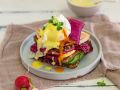 Eggs Benedict mit Blitz-Hollandaise und Roggenbrot Rezept