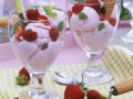 Erdbeer-Sauerrahm-Eis Rezept