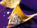 Feta-Knoblauch-Dip mit Nachos Rezept