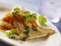 Filetierter Zander mit getrockneten Aprikosen Rezept