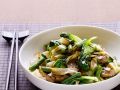 Fleisch und Pak Choy aus dem Wok Rezept