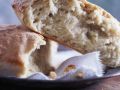 Frisches Weißbrot mit Pinienkernen Rezept