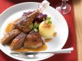 Gänsebraten mit Rotkohl und Kartoffelknödel Rezept