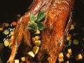 Gebratene Gans mit Quitten und Frühlingszwiebeln Rezept