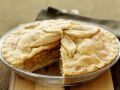Gedeckter Apfelkuchen mit leichter Füllung Rezept