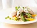 Gedünsteter Fisch mit Frühlingsgemüse Rezept
