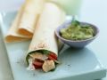 Geflügel-Wraps mit Avocado-Dip Rezept