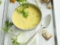 Gelbe Tomatensuppe mit selbstgebackenem Kartoffelbrot Rezept